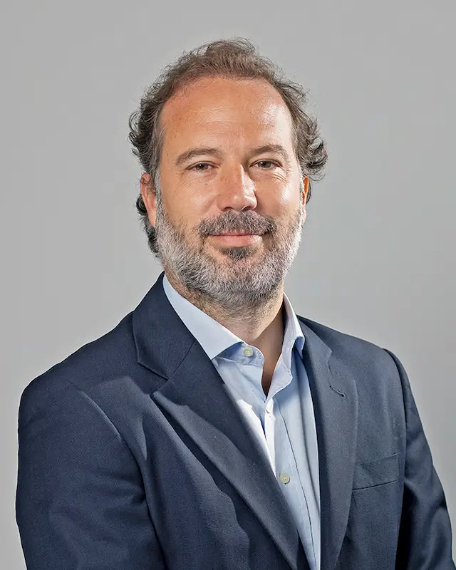 Foto retrato de Eduardo Criado CEO de DVP