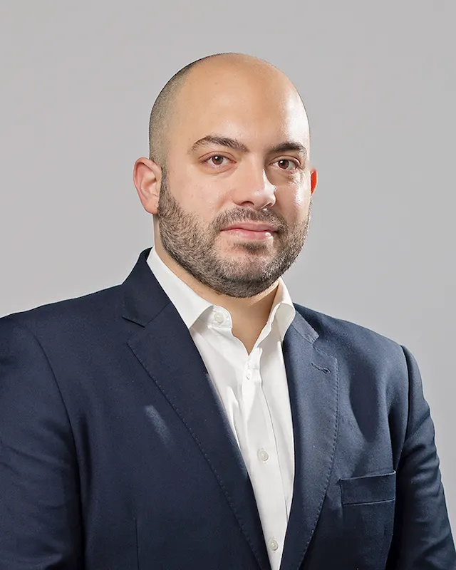 Foto retrato de Antonio Macías, Director de Desarrollo de Negocio de DVP Solar
